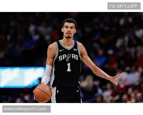 霍里调侃马刺首发五人表现福克斯正负值为负或成交易对象